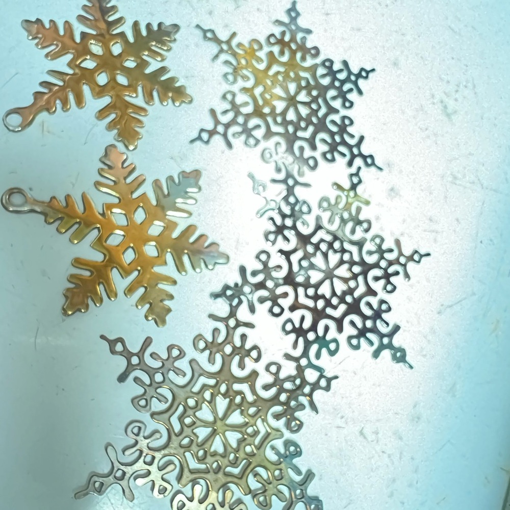 Elegant silver Snowflake Ornaments